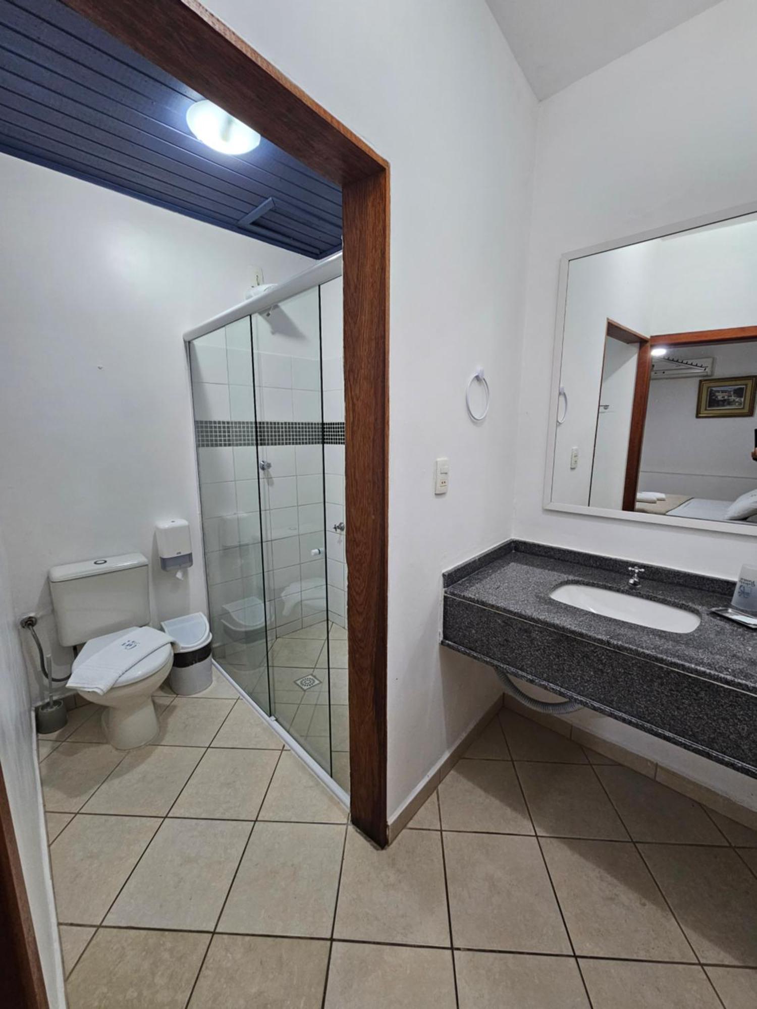 Quarto Standard com 2 Camas de Solteiro